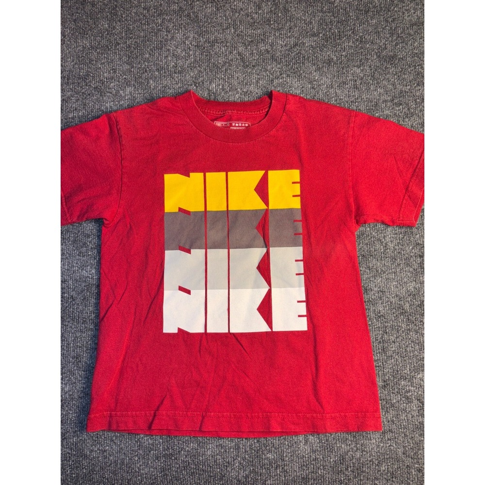 Vintage Nike T Shirt Boy Small Red Athletic Sports Spell Out Logo Short Sleeve‎